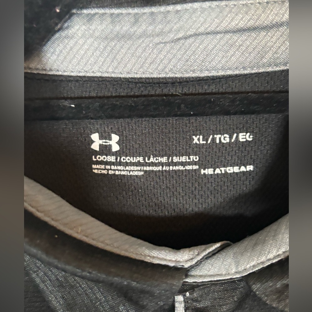 Under Armour HeatGear Black Polo Shirt Men’s XL Loose Fit Moisture Wicking Golf - Picture 3 of 9